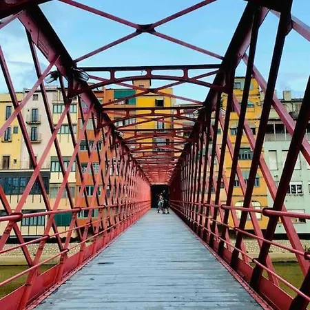 The Riverside Lodge Old Town Girona *
