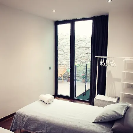 The Riverside Lodge Old Town Girona